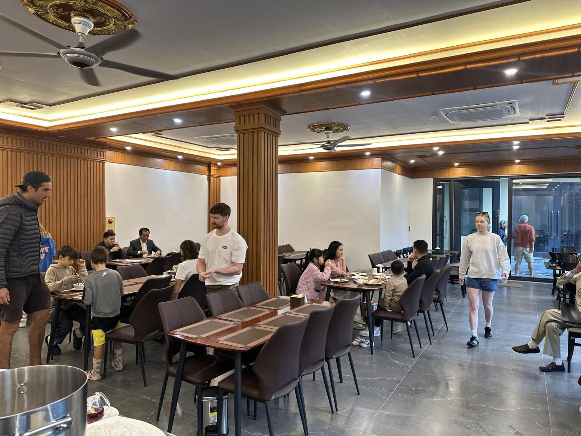 Tam Coc Center Luxury Hotel & Villa Нин Бин Екстериор снимка
